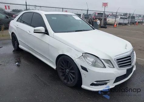 2013 Mercedes-Benz E 350 from USA, damaged, VIN WDDHF5KB8DA727146
